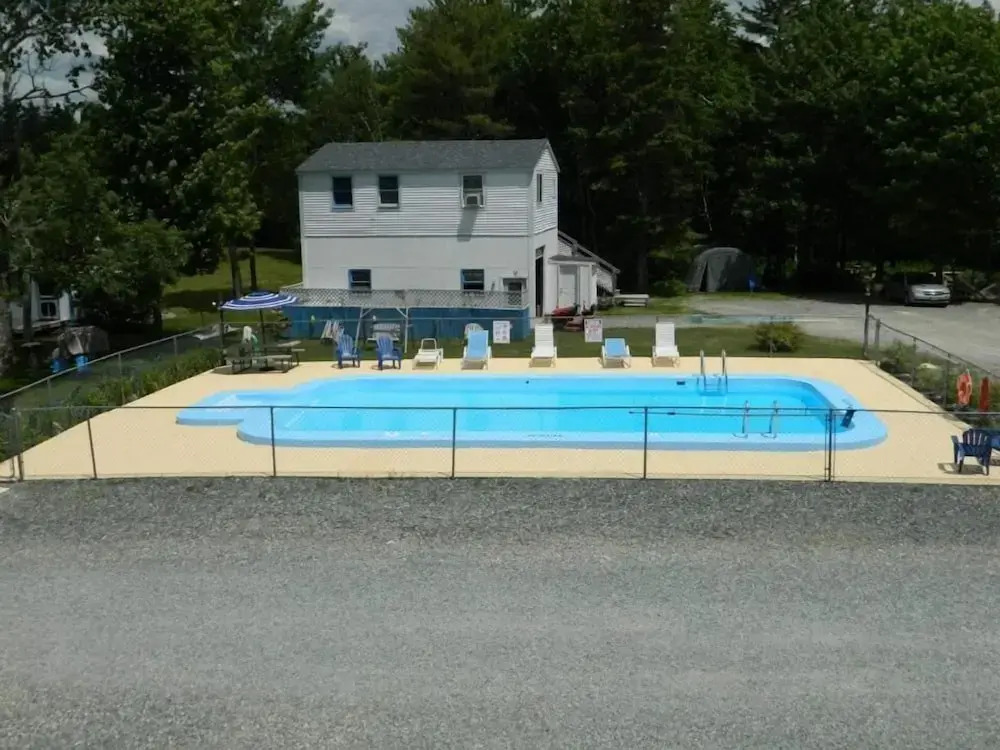 3BedroomApt Pool CampFire PlayArea