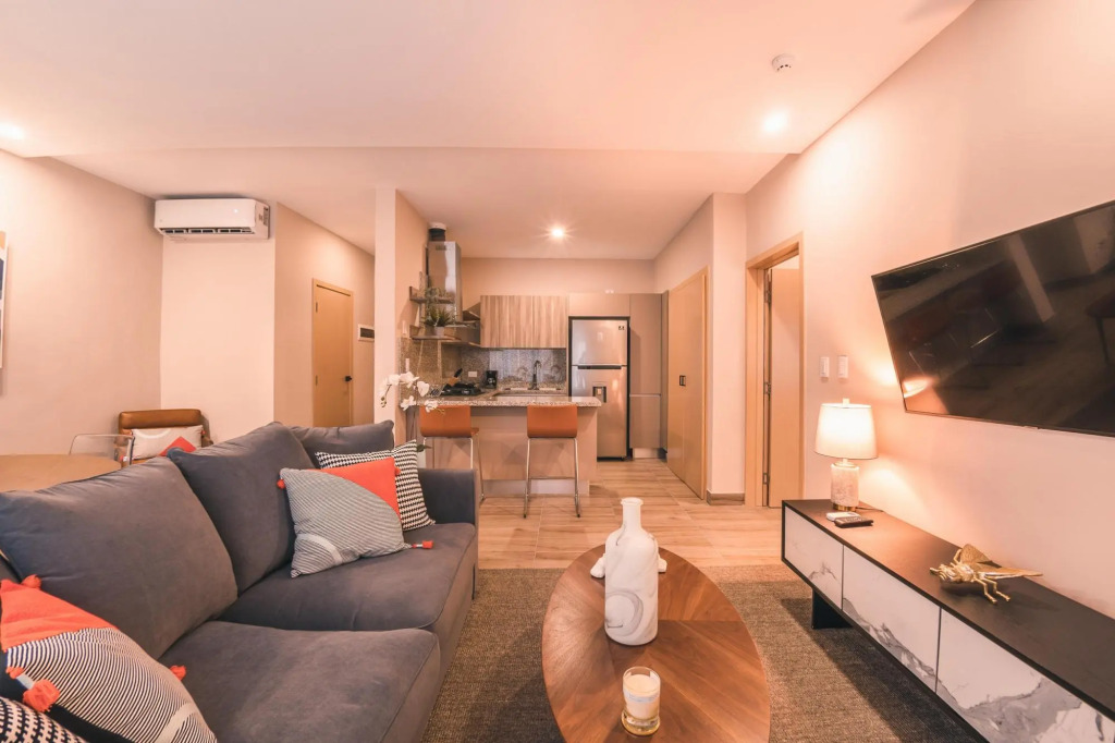 Flat in Piantini With Breakfast Included 203