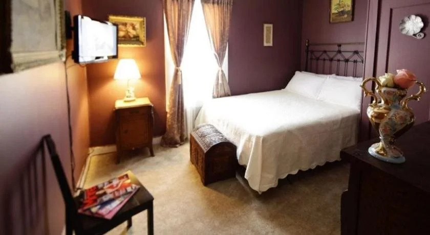 The Twilight Lodge