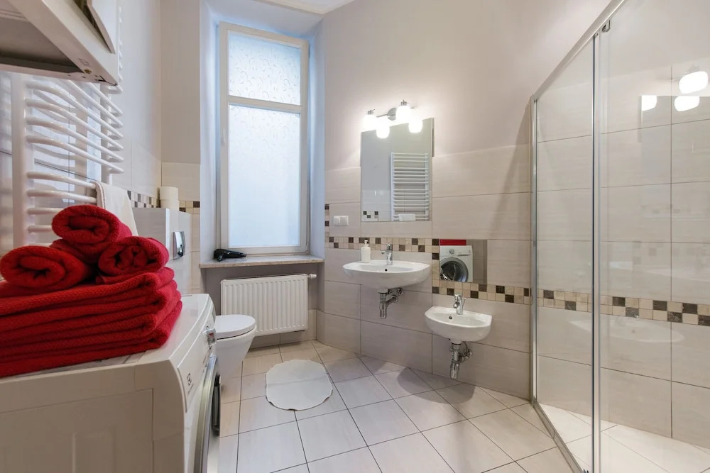 KrakowRentals - Family Apartment