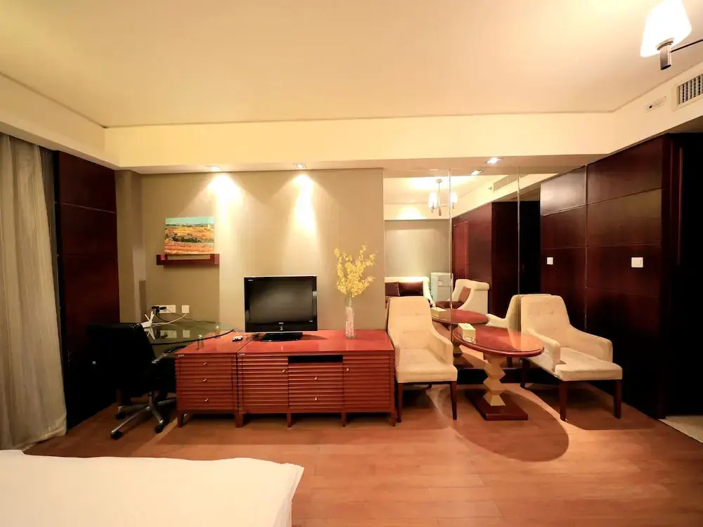 Nanchang Binjiang Holiday Apartment