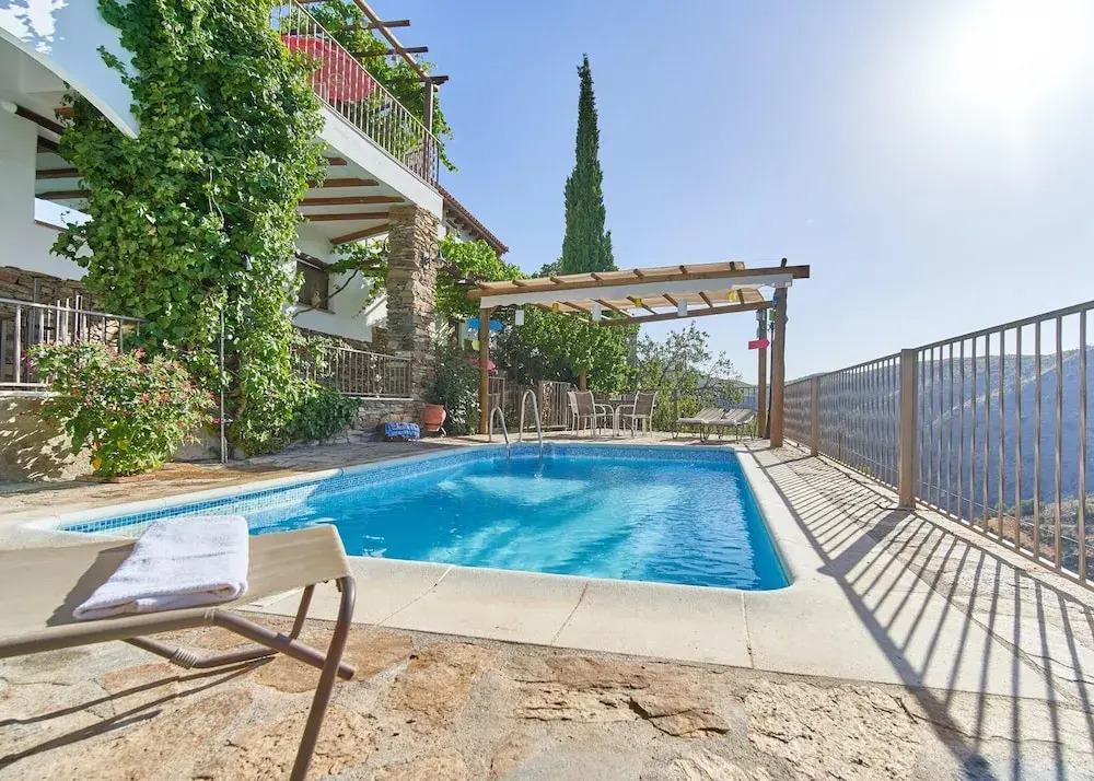 House With one Bedroom in Laroya, With Wonderful Mountain View, Pool A