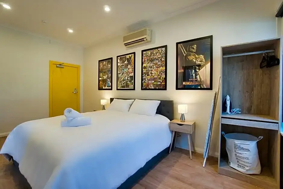 Dreamy Stays Accommodation - Private Rooms with Shared Bathrooms