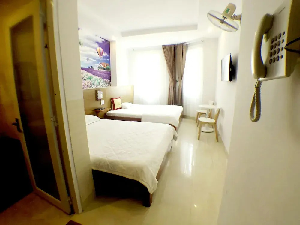 Sen Vàng Hotel