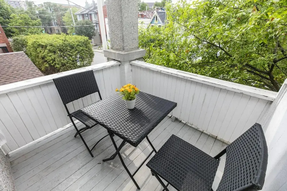 2BR Units With King Bed - Mins to Byward Market