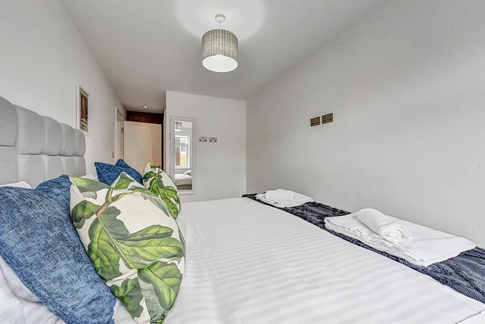St Martins House Luxury Apts. Ruislip