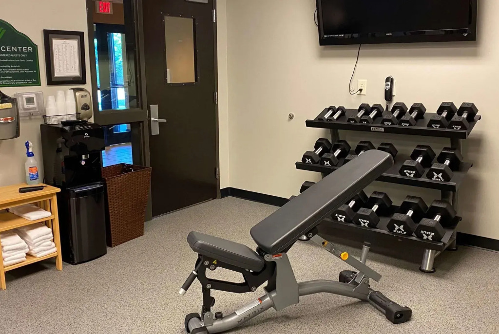Holiday Inn Express & Suites Raleigh West - Lenovo Center by IHG