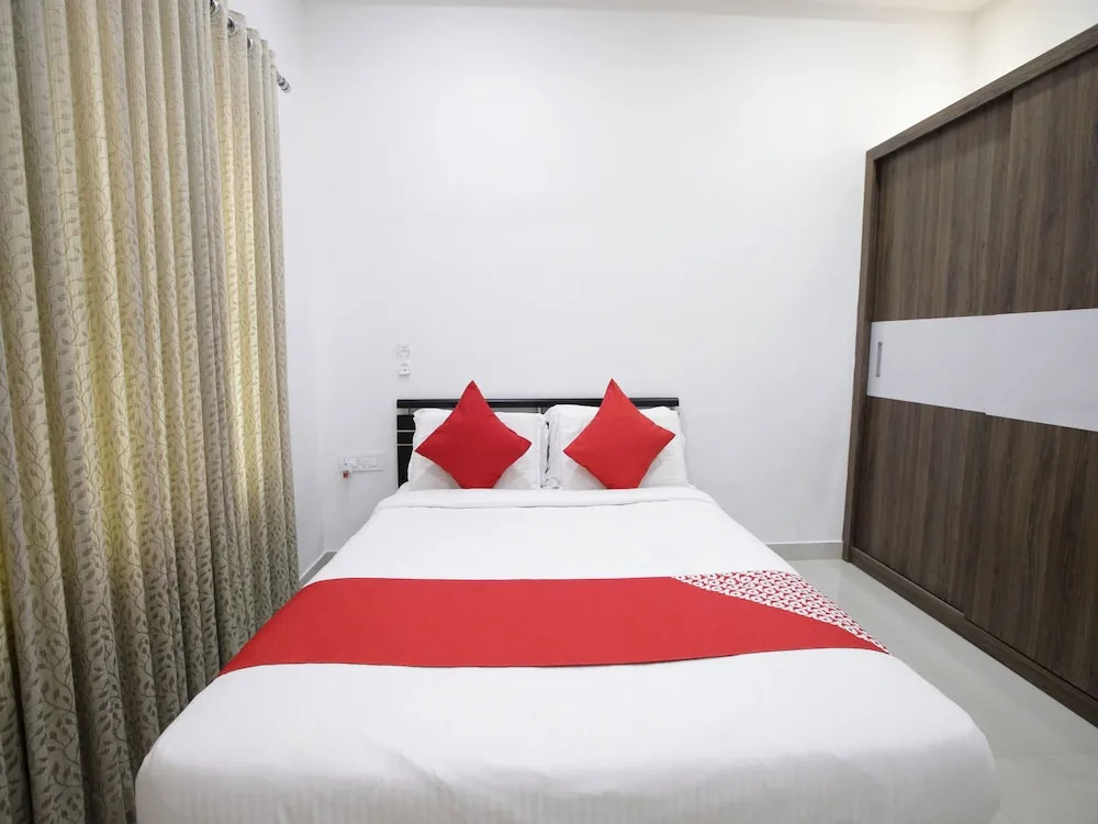 OYO 13659 Home Modern 2 BHK Edapally