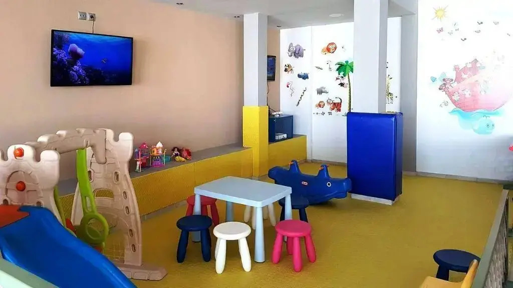 Caravel Hotel Apartments