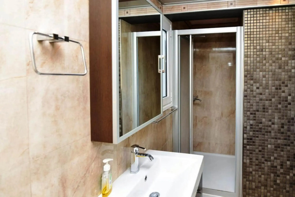 165 sm Penthouse Maisonette Apartment