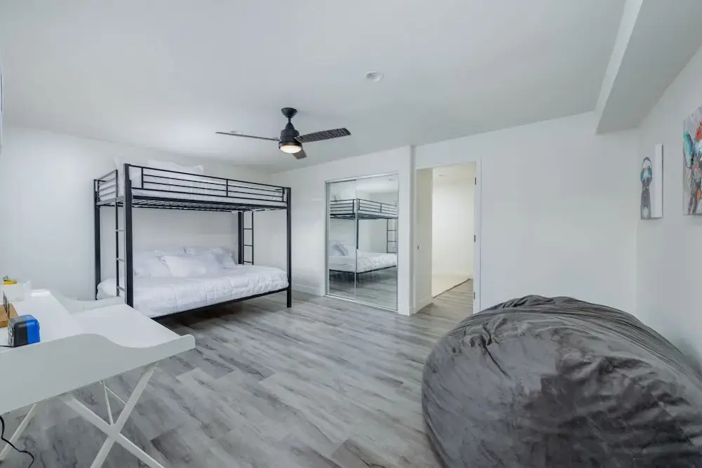 Sweet Memories On Alan Lane 4 Bedroom Home by Redawning