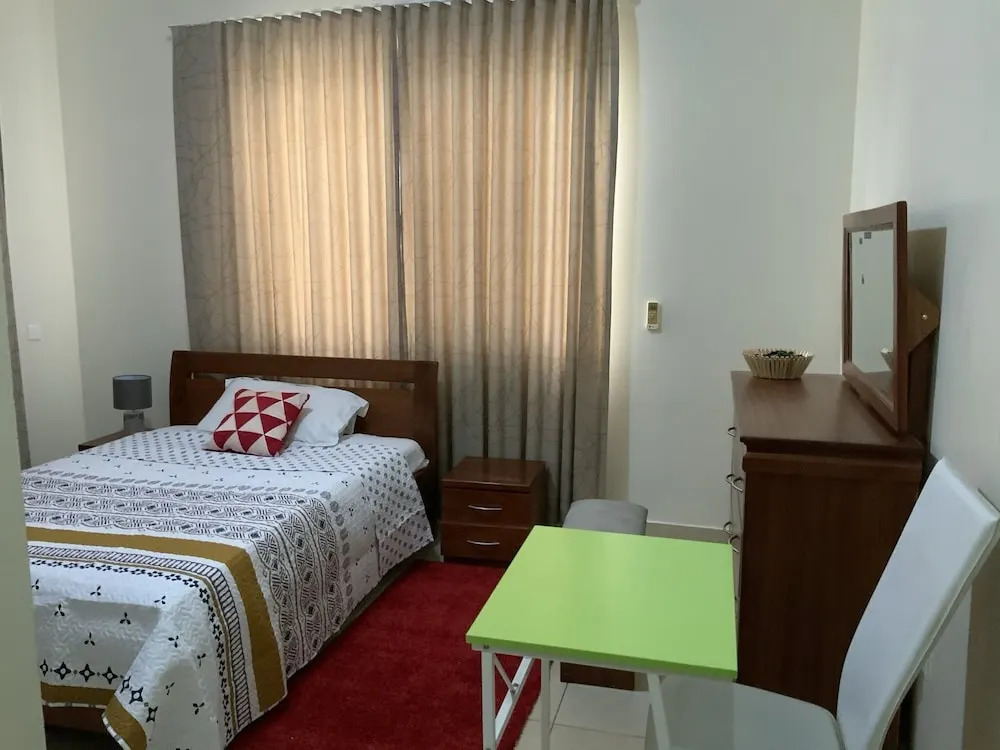 Charming 3-bed Apartment Airport Residential Accra