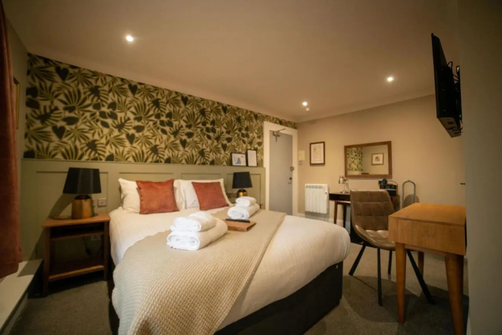 Harpers Steakhouse with Rooms, Southampton Swanwick Marina