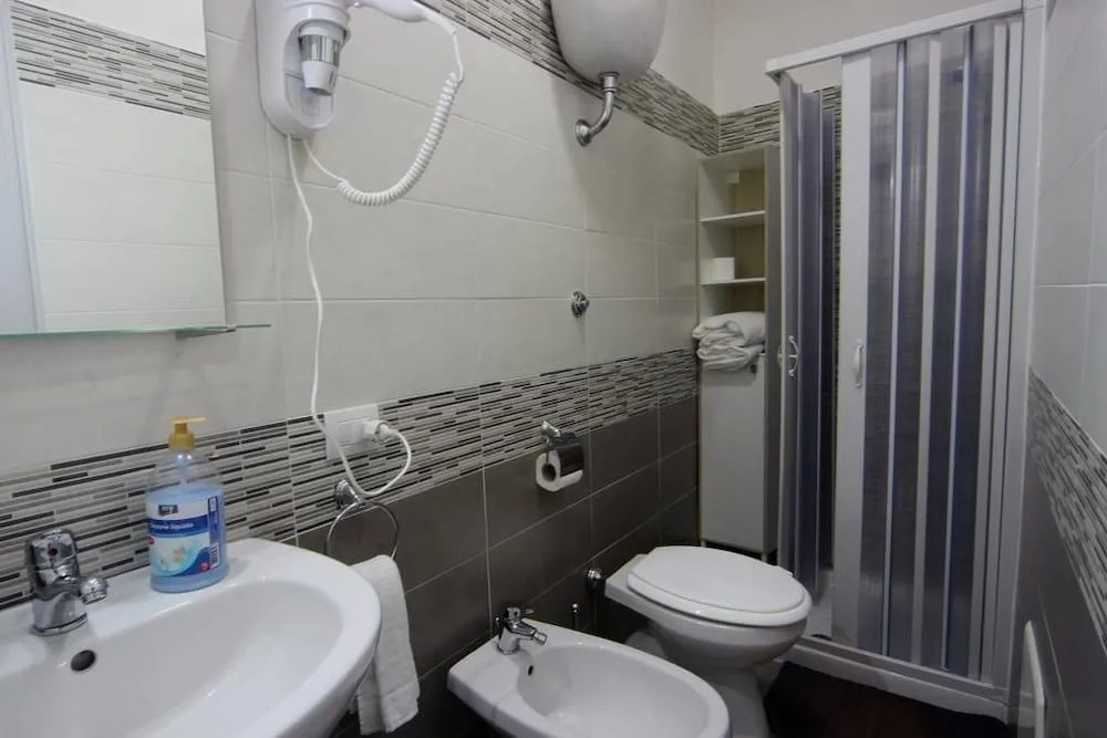 Cavour Rooms