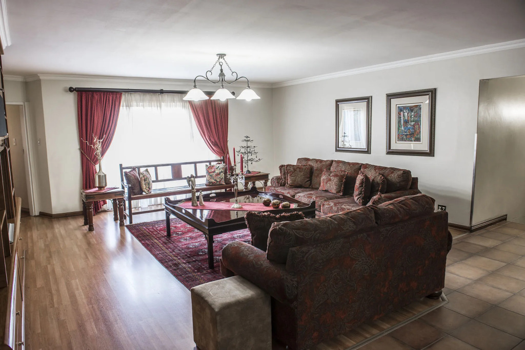 Sunward Park Guest House & Conference Centre