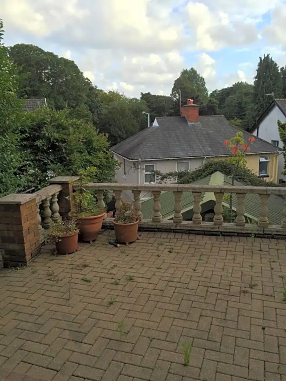 Wynberg House Swansea Bed  Breakfast