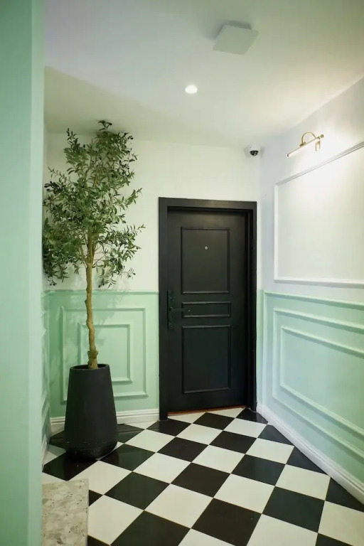 The Hendon House
