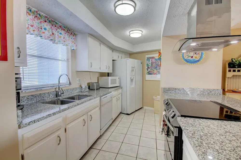 254 El Matador 1 Bedroom Condo