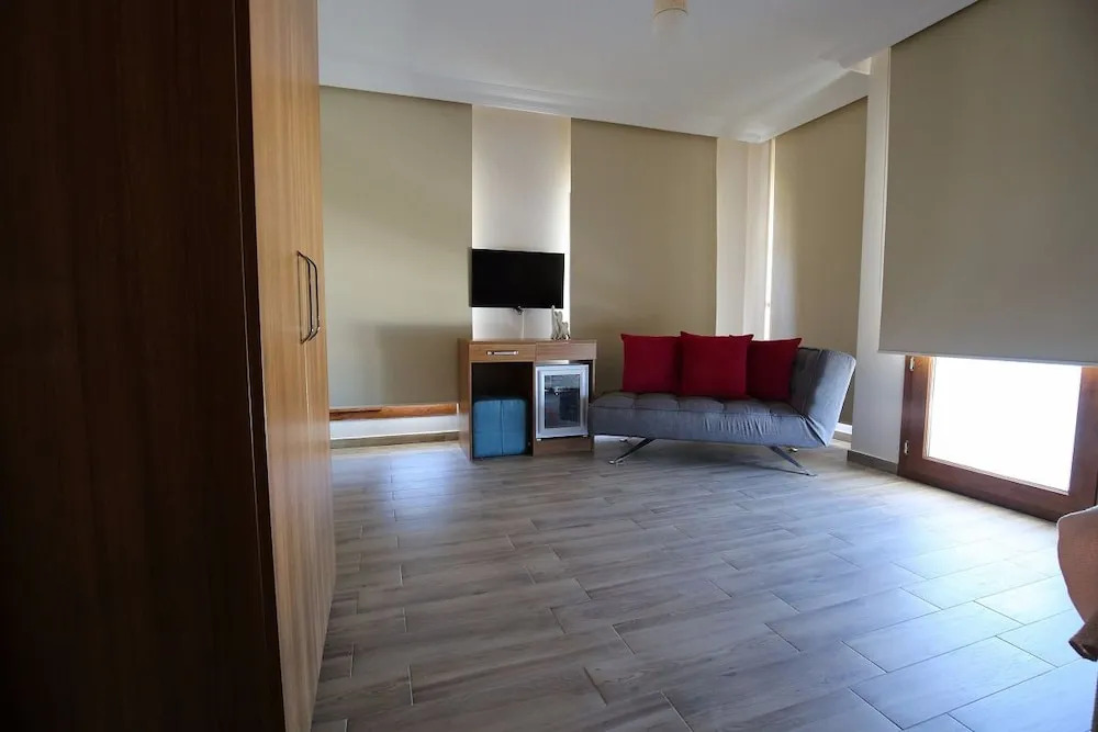 Inta Jasmin House