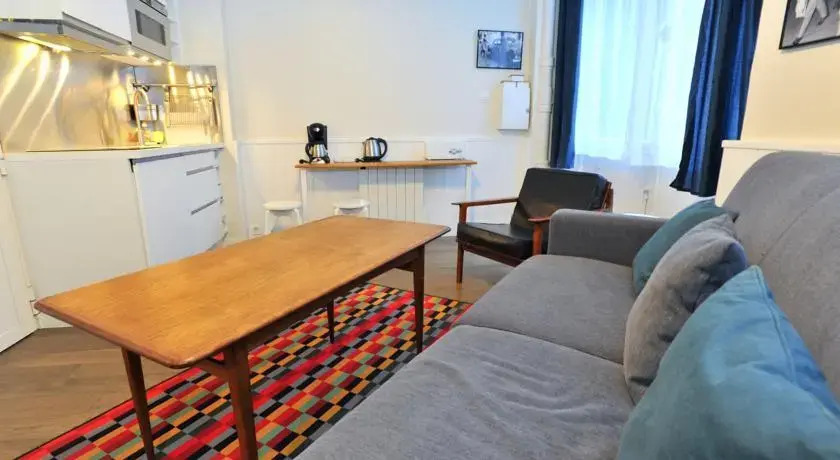Loft Magenta