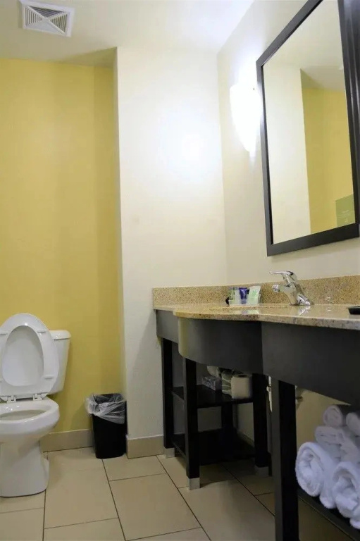 Garner Hotel Norman - University Area by IHG