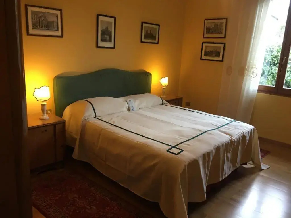 Villa in Private Estate,shared Pool,parking,3km to Ponte Vecchio