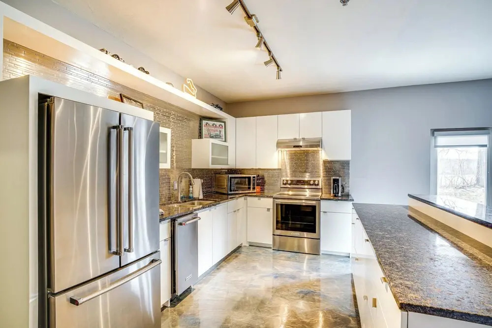 Home Near Road America & Elkhart Lake