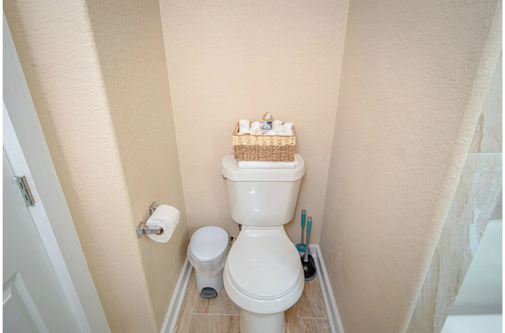 3 BR 1 BA Remodeled Home Near Downtown