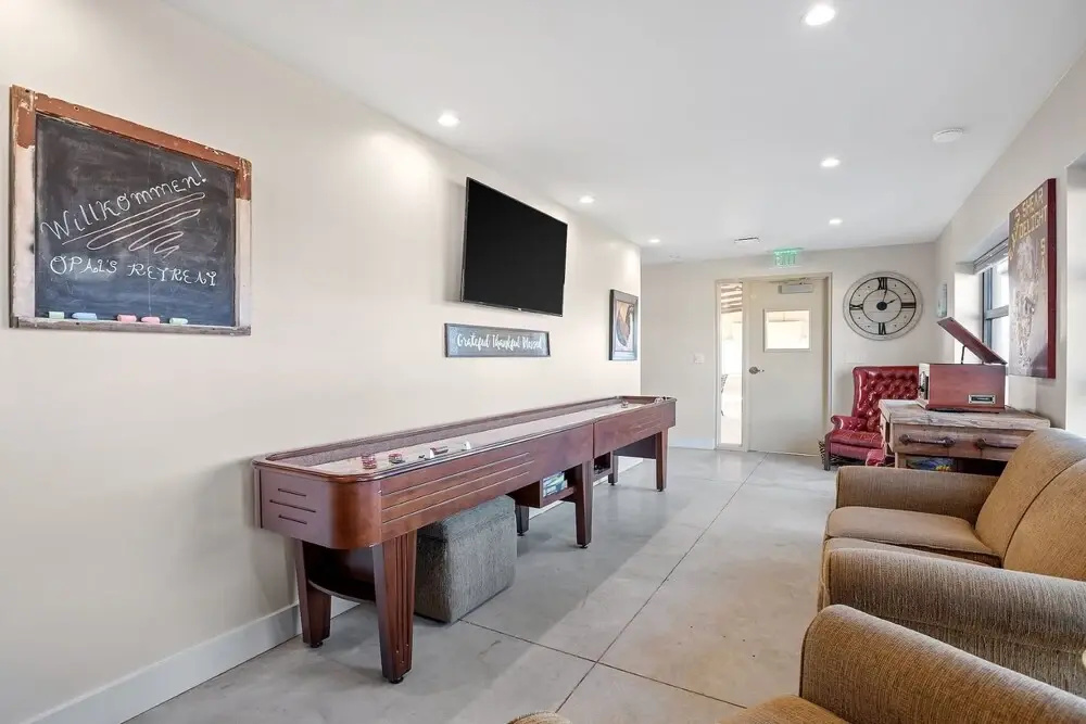 Opals Retreat - Pet Friendly 2 Bedroom Cottage by Redawning