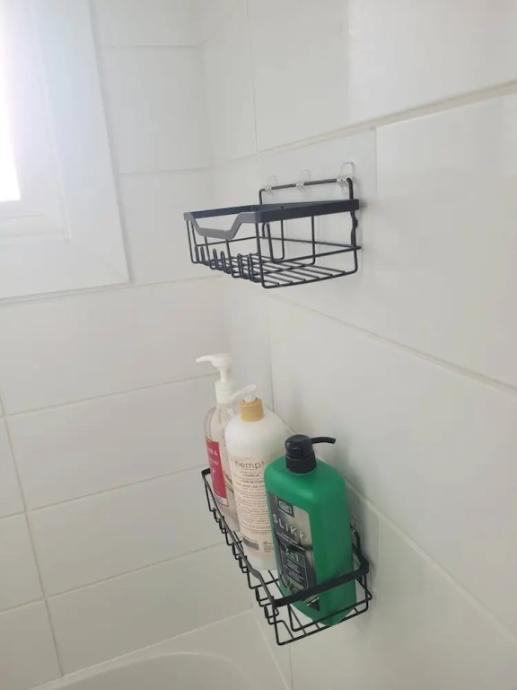 Modern 2BR Near Downtown & Expo Centre