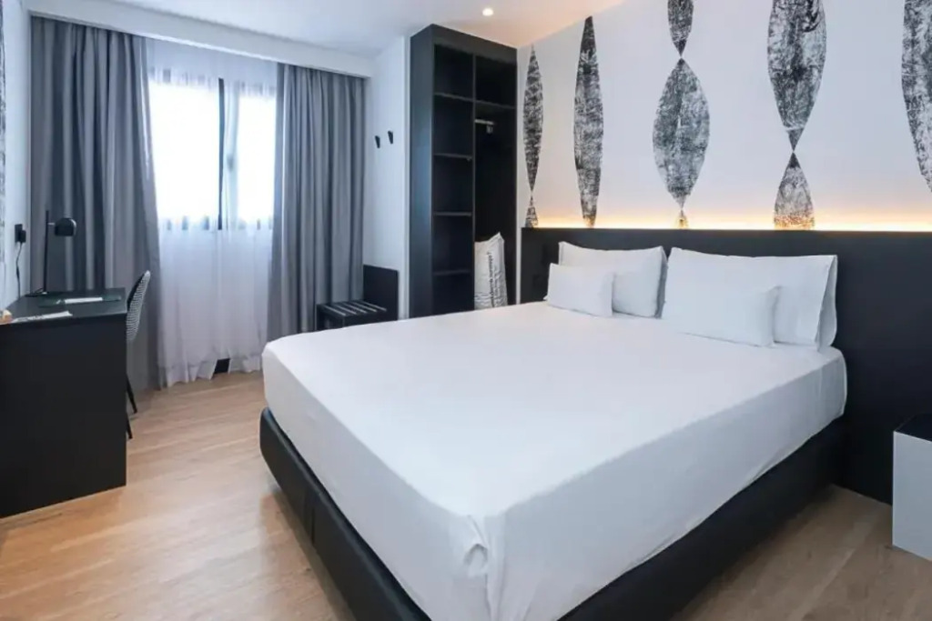 Sercotel Plana Suites
