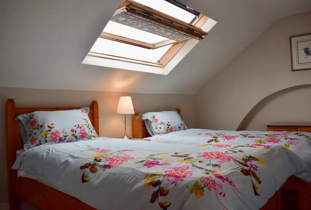3 Bedroom Cottage Near Botanical Gardens