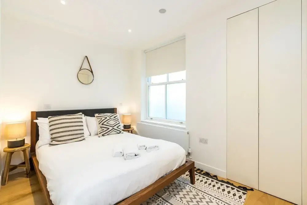 Styled 2Bed2Bath Duplex + Patio near Oxford Circus