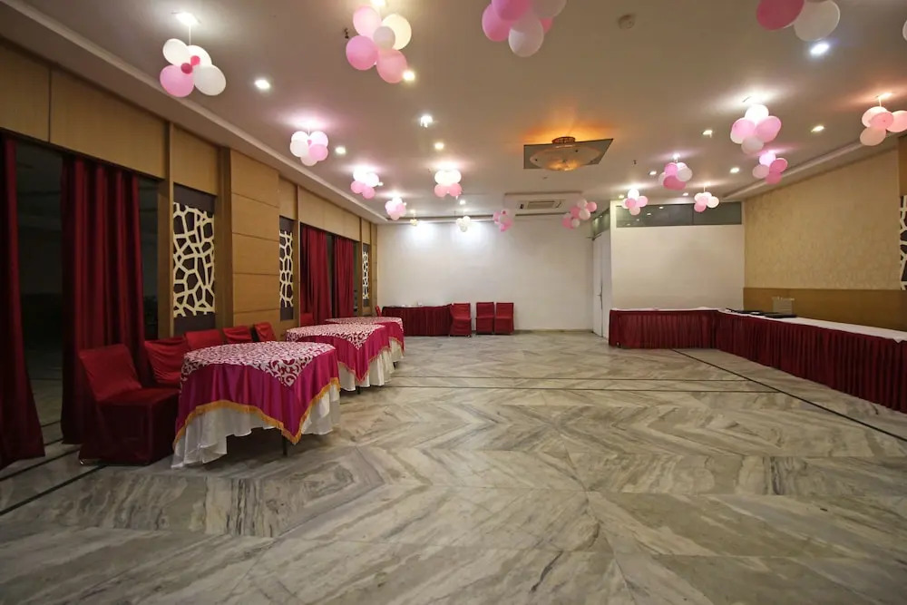 OYO 2659 Hotel Taj Prince