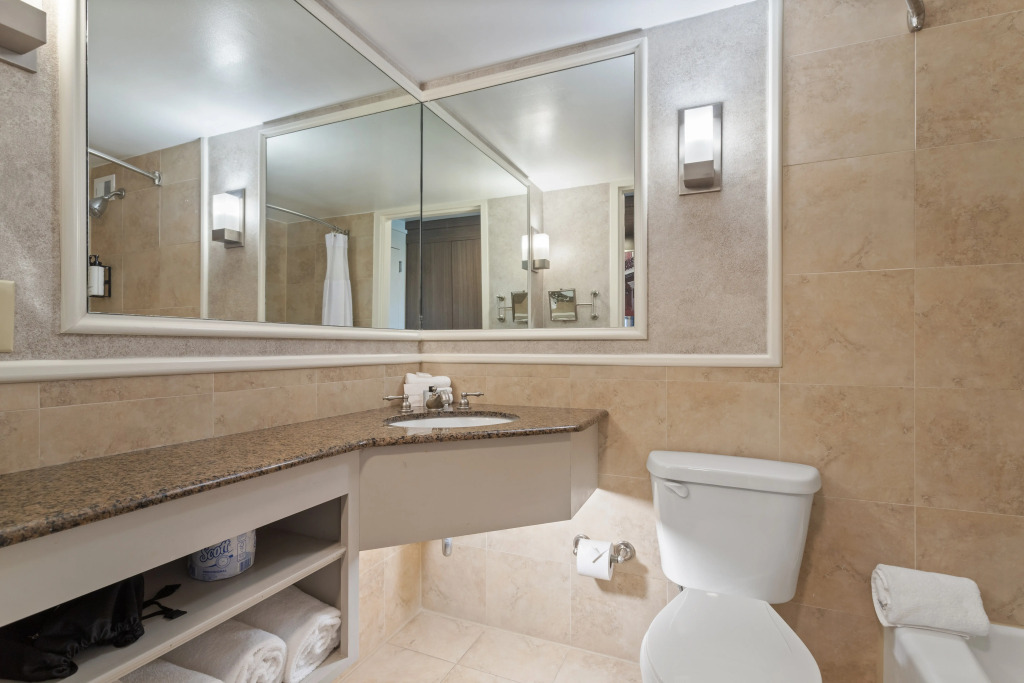 Crowne Plaza Executive Center Baton Rouge by IHG