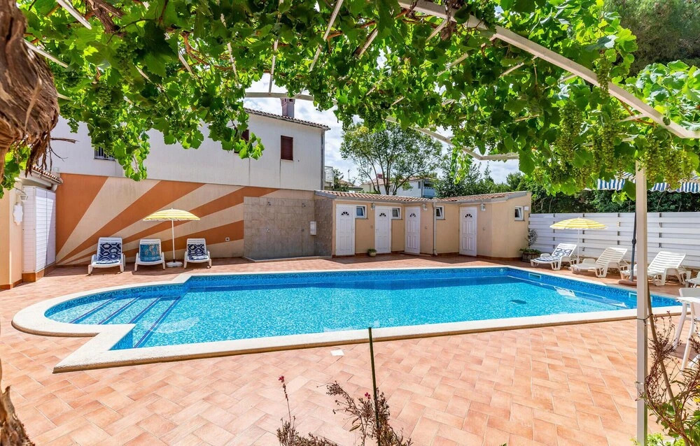 Beautiful Home In Medulin