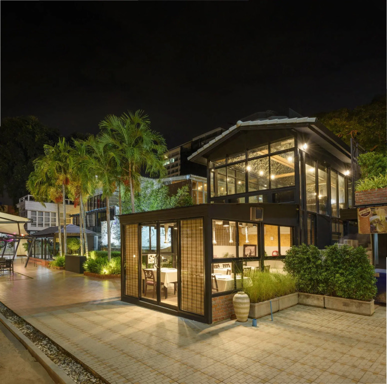 The Loft Seaside Sriracha Hotel