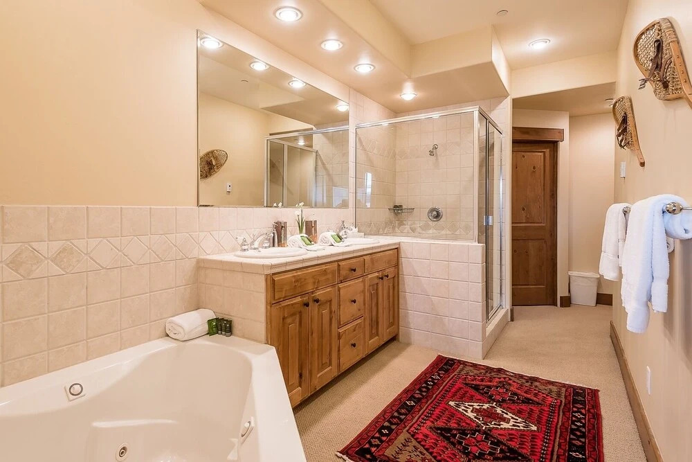 Westridge #27 - 3 Br Condo