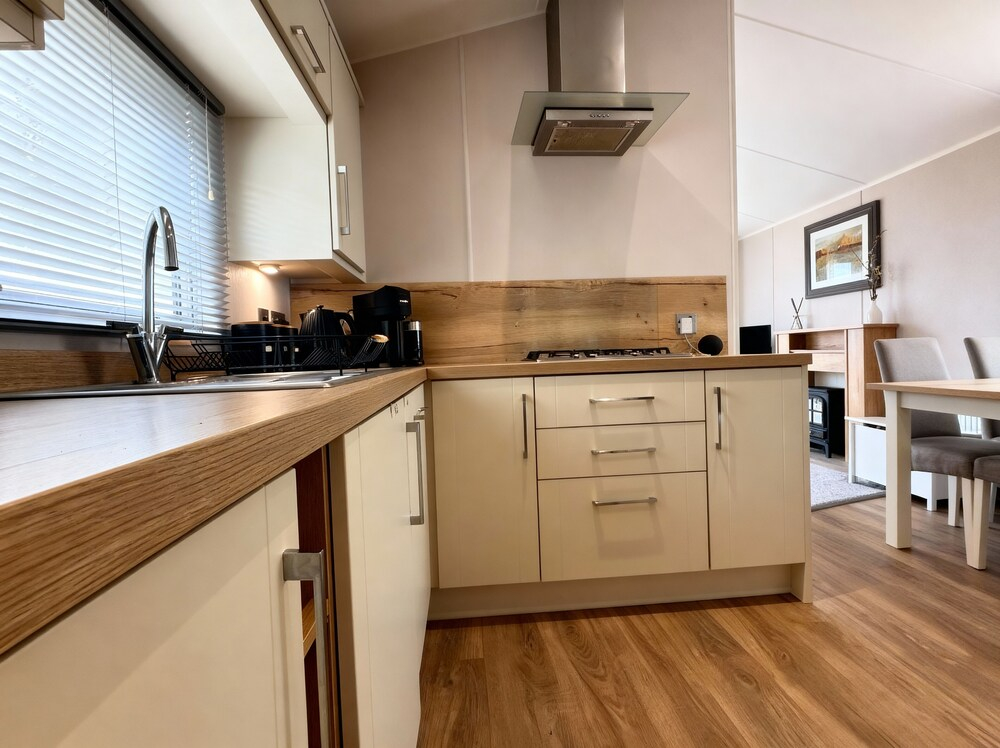 Thornwick Bay Holiday Village - 20633