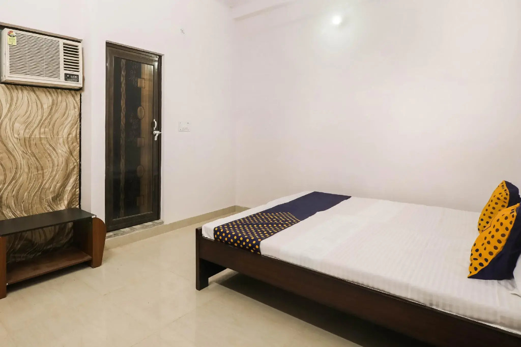 SPOT ON 76421 Kuldeep Inn