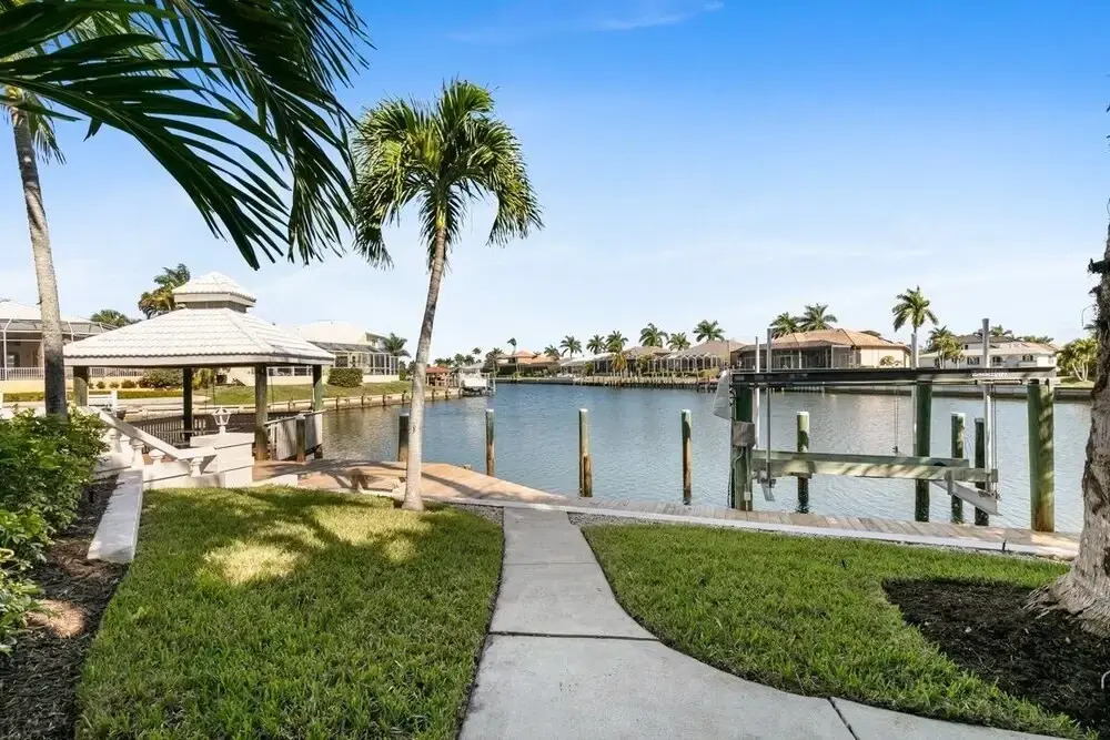 Barcelona Ct. 483, Marco Island Vacation Rental 5 Bedroom Home by Redawning