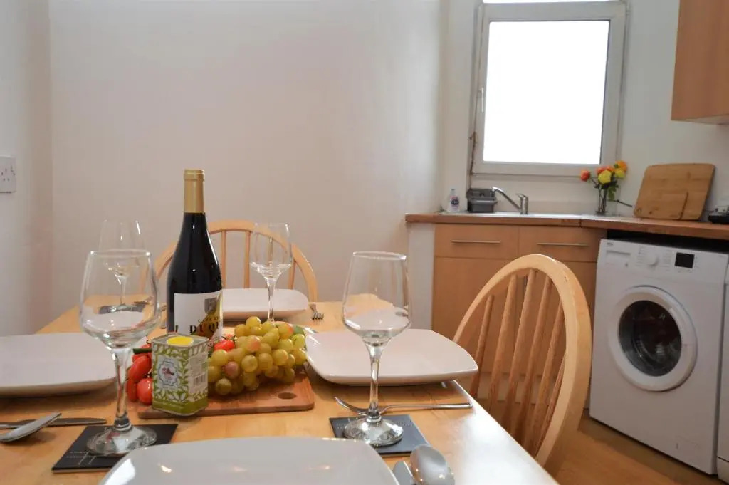 Town View Apartment