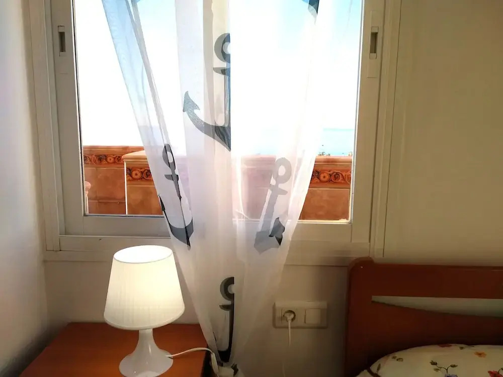 Torrox Costa Super Sunny Apartment With Pool Access, Free Wifi