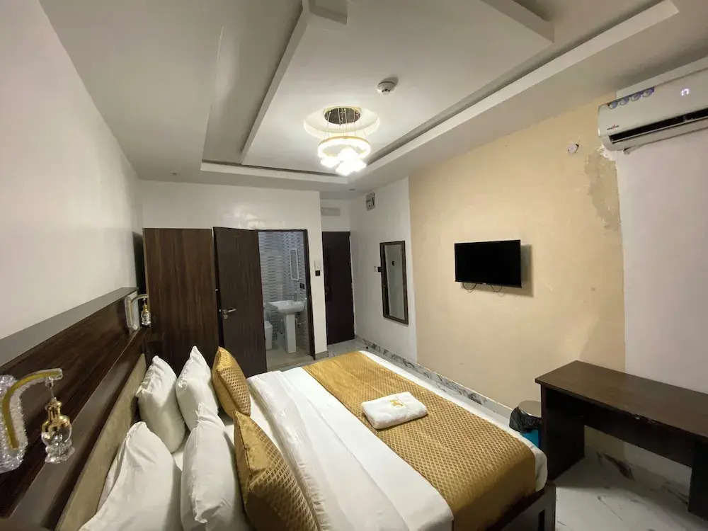 Julicis Hotels and Suites