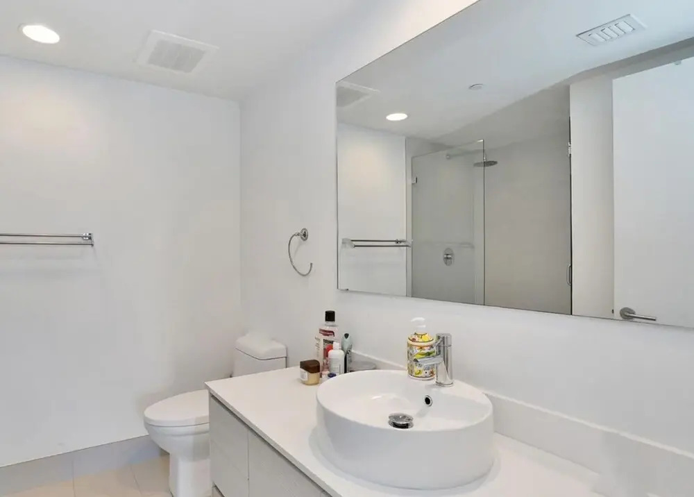 Incredible Bay View 3 Bed Private Floor Apt 1101 BW Resort Miami FL