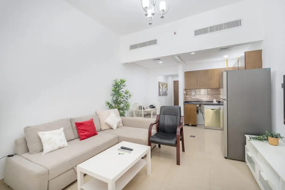 Serene Studio in Botanica JVC Perfect for Three