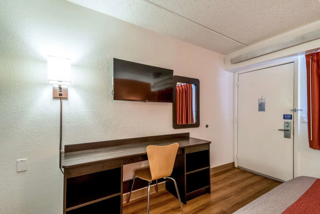 Motel 6-Birmingham, AL