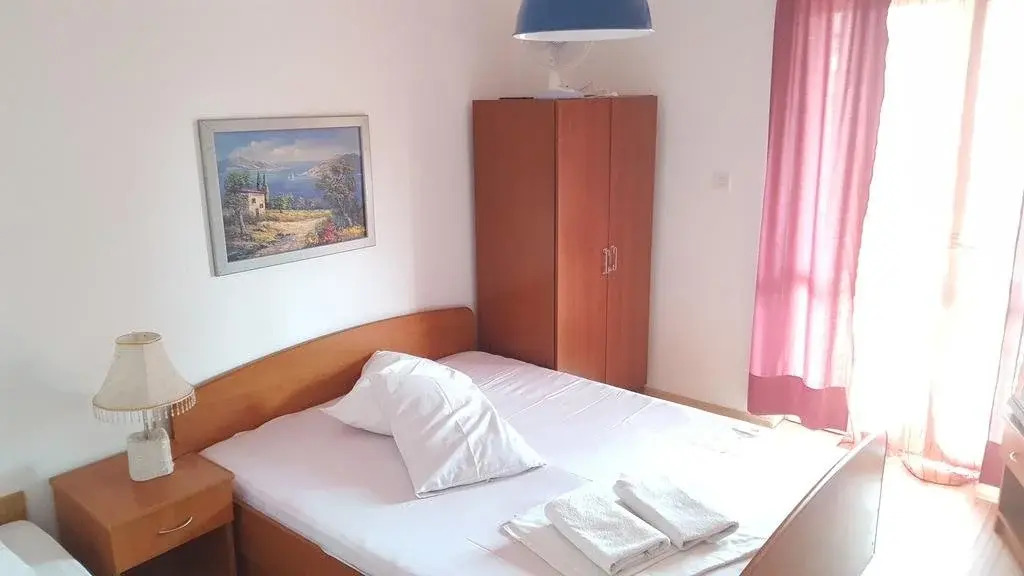 Guest House Mara