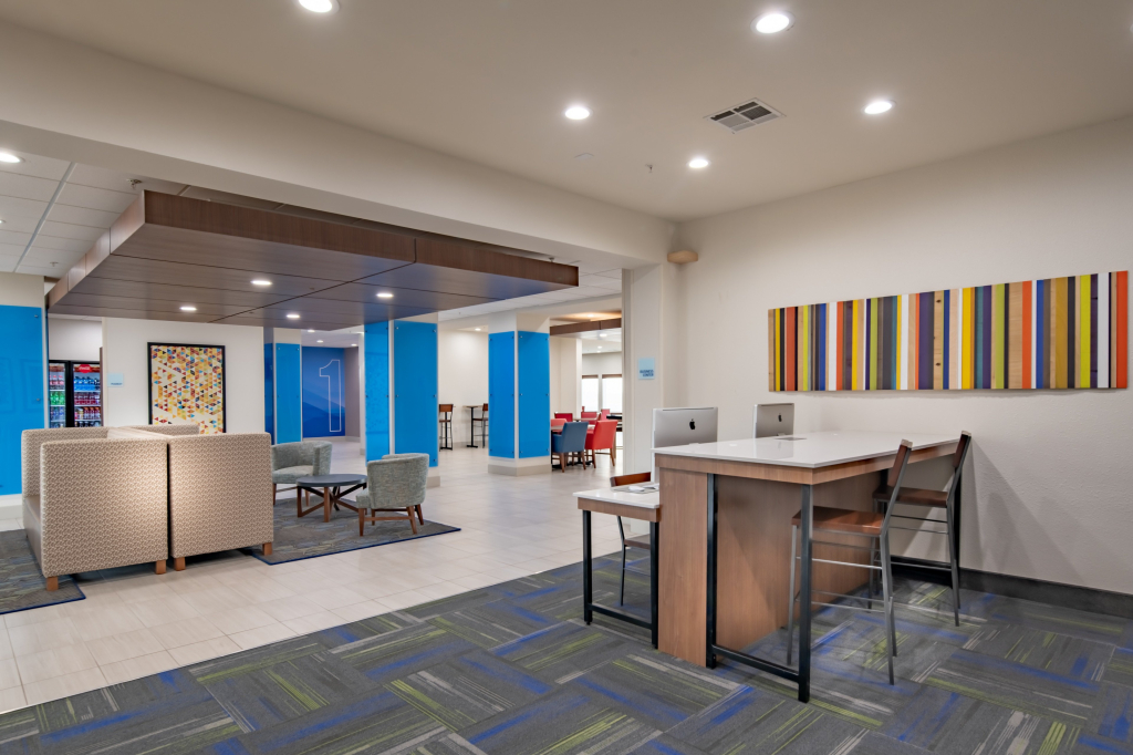 Holiday Inn Express & Suites N Waco Area - West by IHG