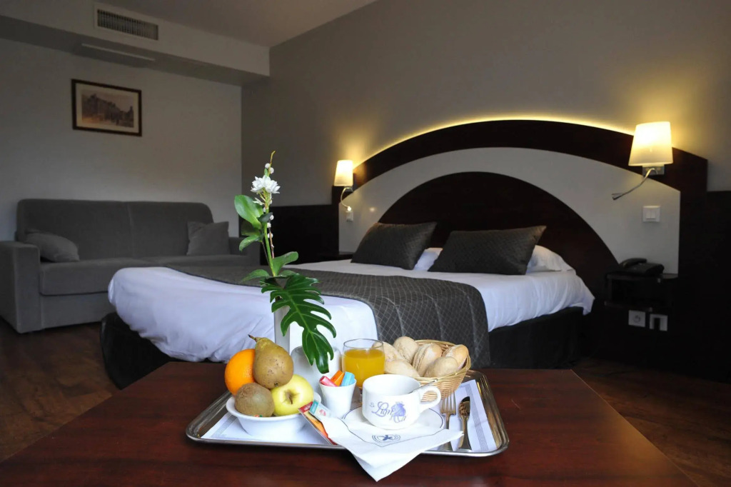 The Originals Boutique, Hôtel Le Lion dOr, Fougères Ouest